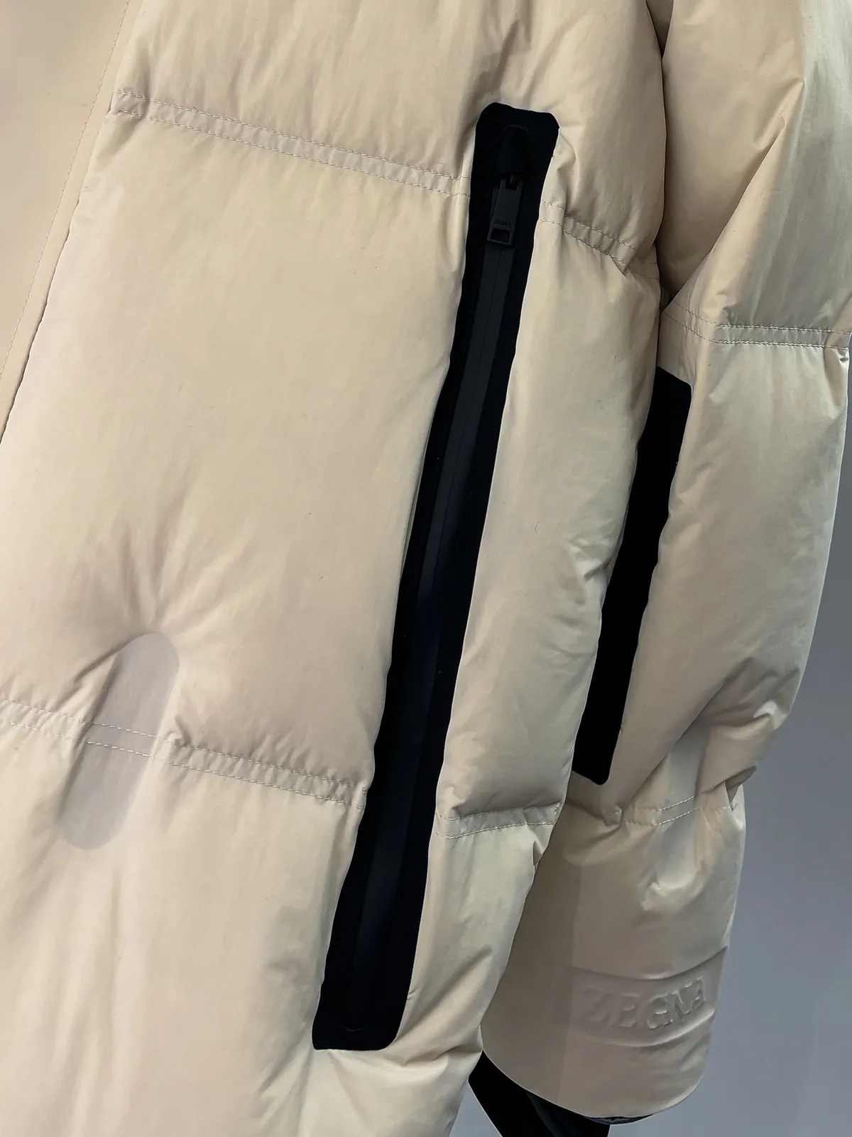 EZ 26New Arrival ！ ， 29850RMB！Z New Arrival Premium Series ， ， ， 。 ， ！ ， ， ， ， ， ！ ， ， ！ 90 ， ， ！ ， ， ，Rebound ！ ， ！ ， ， ， ！ ， ， ！ ， ！ ， ， ， ！ 、 ， ， ！ ， ， ！Black/Cream White， ！Size：S-XL S ： 51cm- 114cm- 74cm- 62cm M ： 52cm- 118cm- 75cm- 63cm L ： 53cm- 122cm- 76cm- 64cm XL ： 54cm- 126cm- 77cm- 65cm Size （ ）： 174-140 ， M ！ 133 S ，133-148 M ，148-165 L ，165-185 XL ！